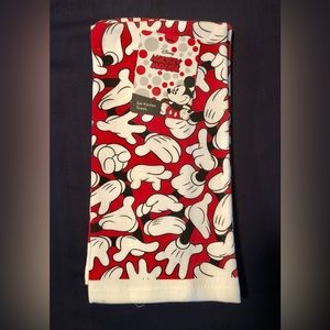 Disney Mickey Mouse Hand kitchen towels (NWT)